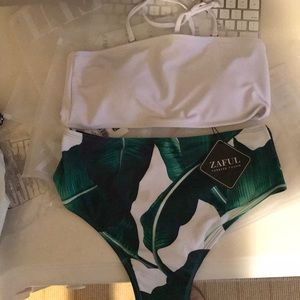 Zawful bikini set size SMALL- NEVER WORN